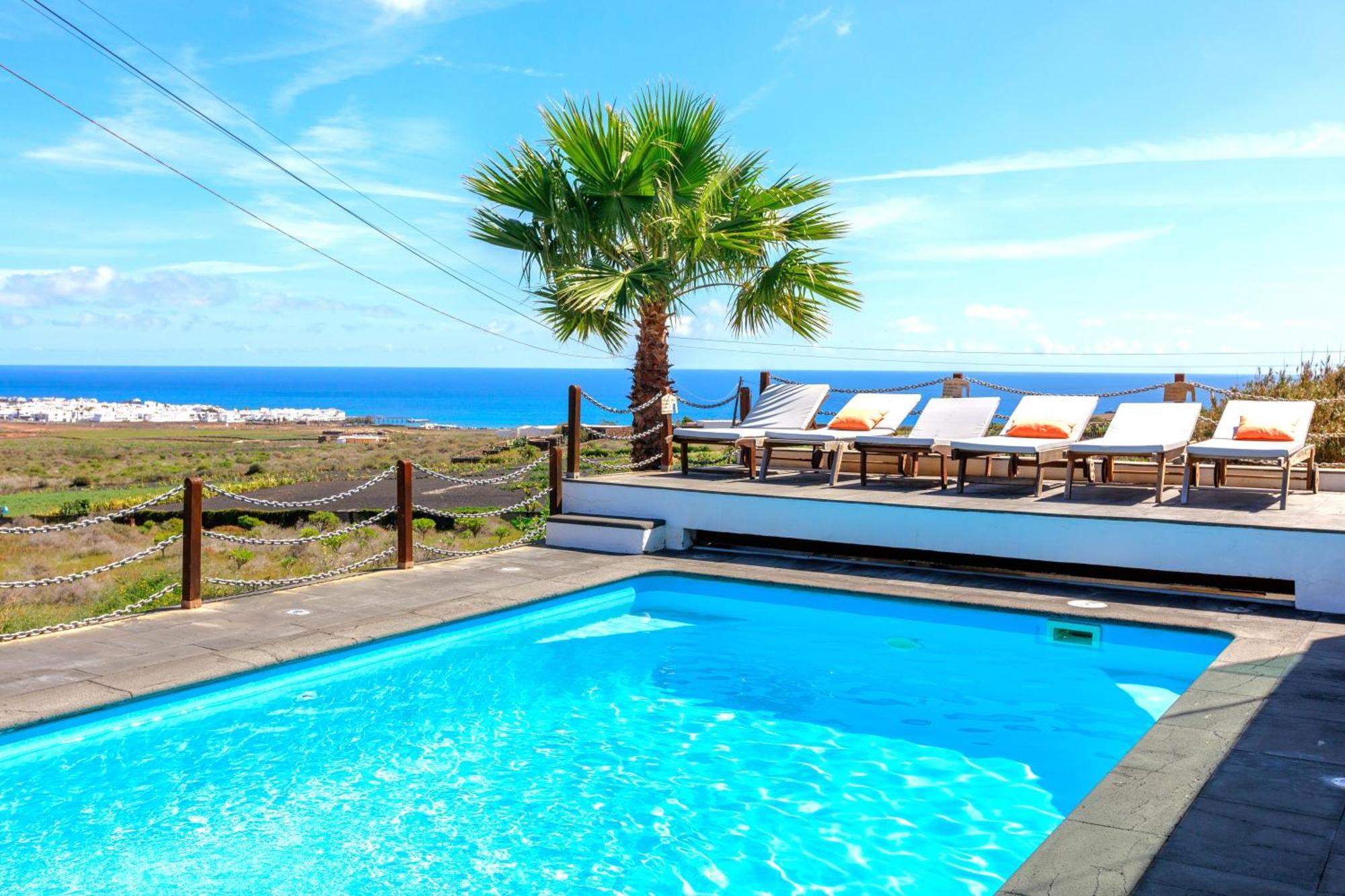 Luxus Villa Mit 5 Schlafzimmern, Heated Pool, Ps4, Fitnessraum Табайеско Экстерьер фото